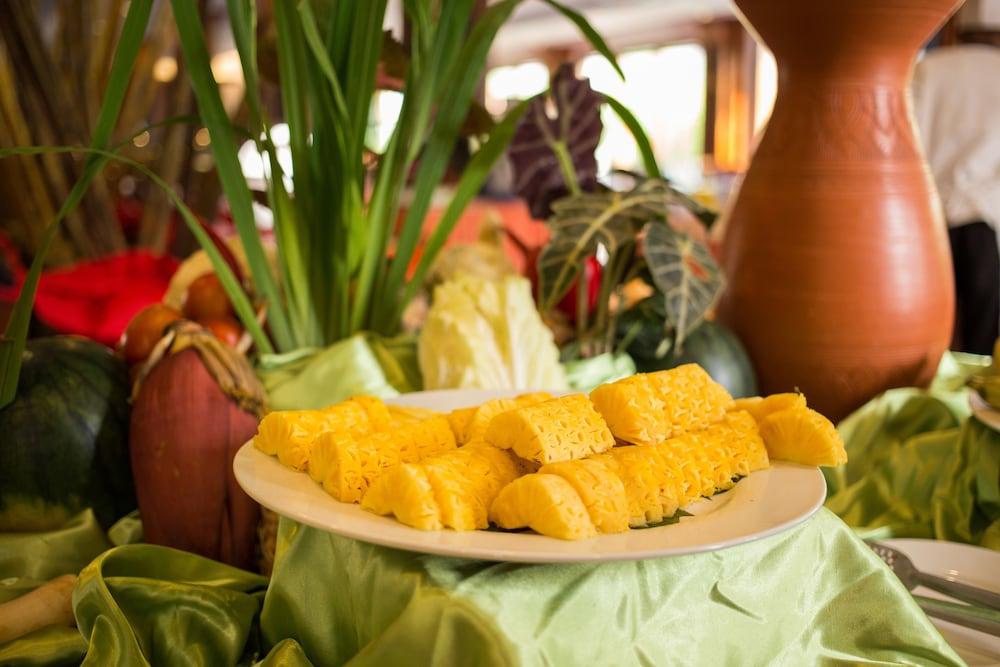 Royal Empire Premium Hotel Sziemreap Kültér fotó