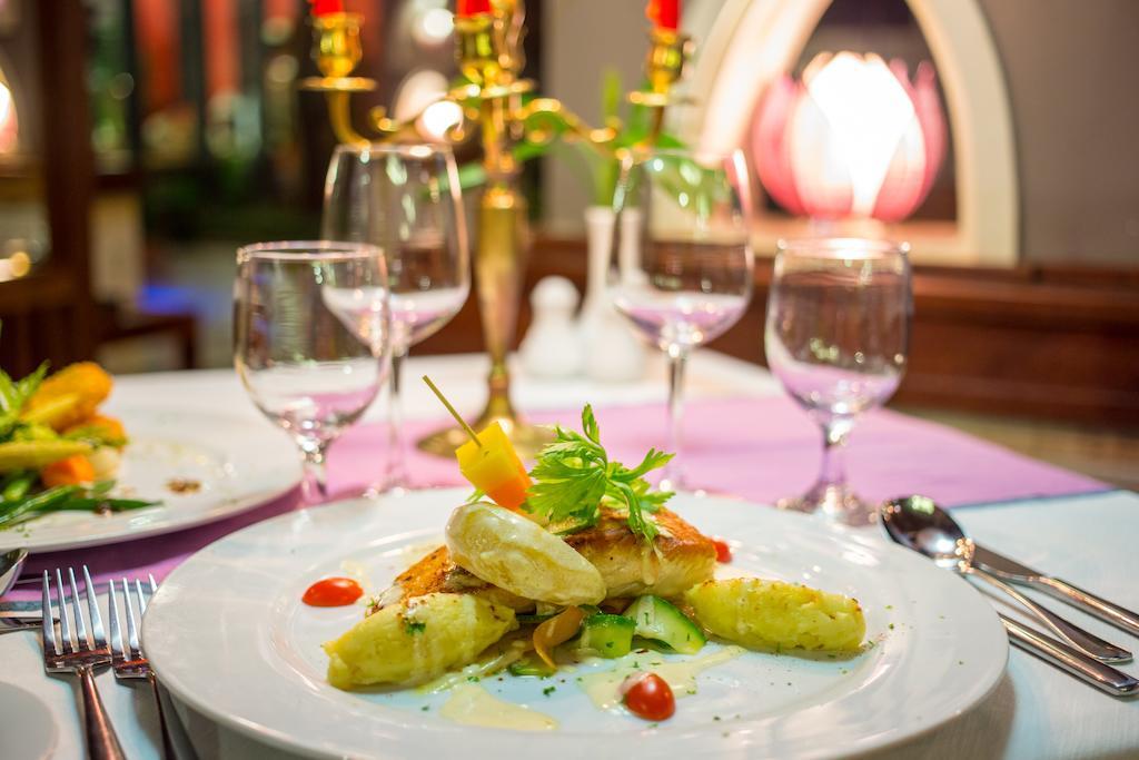 Royal Empire Premium Hotel Sziemreap Kültér fotó
