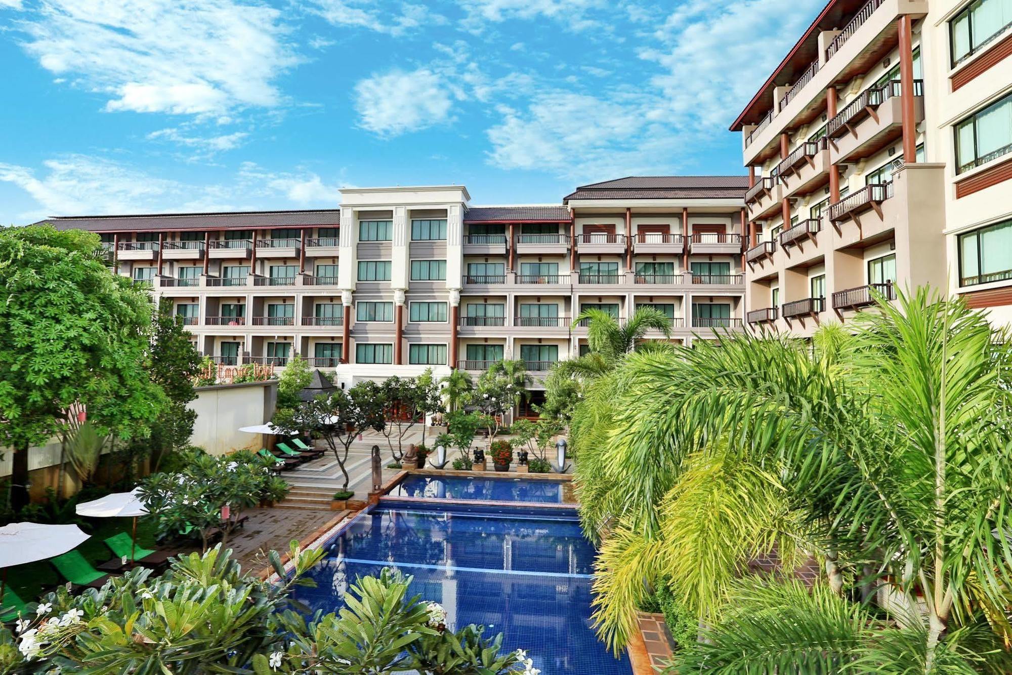 Royal Empire Premium Hotel Sziemreap Kültér fotó